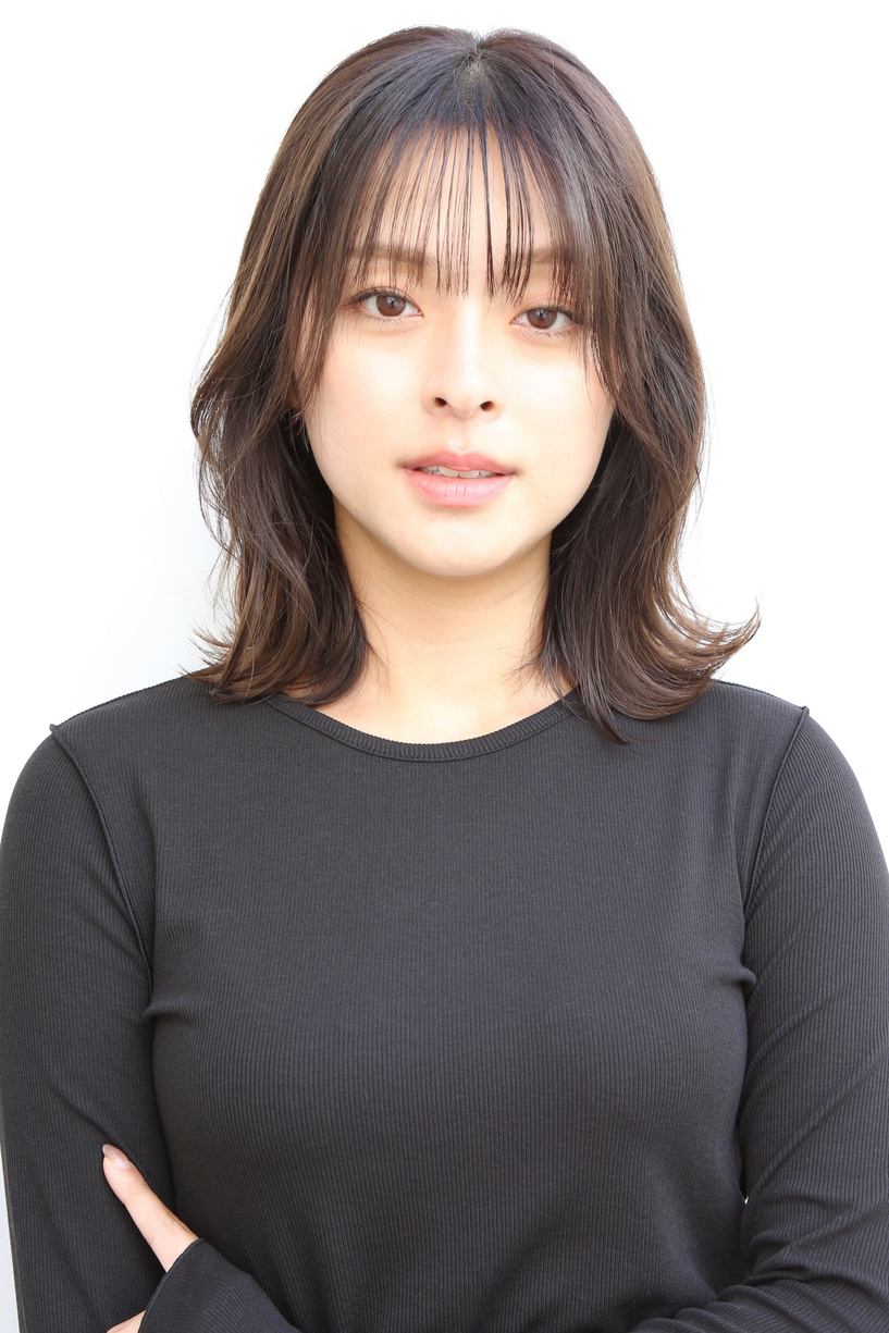 韓国ミディアムレイヤー/40代女性の手入れが楽で若く見えるミディアムヘア10選【カットだけでおしゃれな髪形】